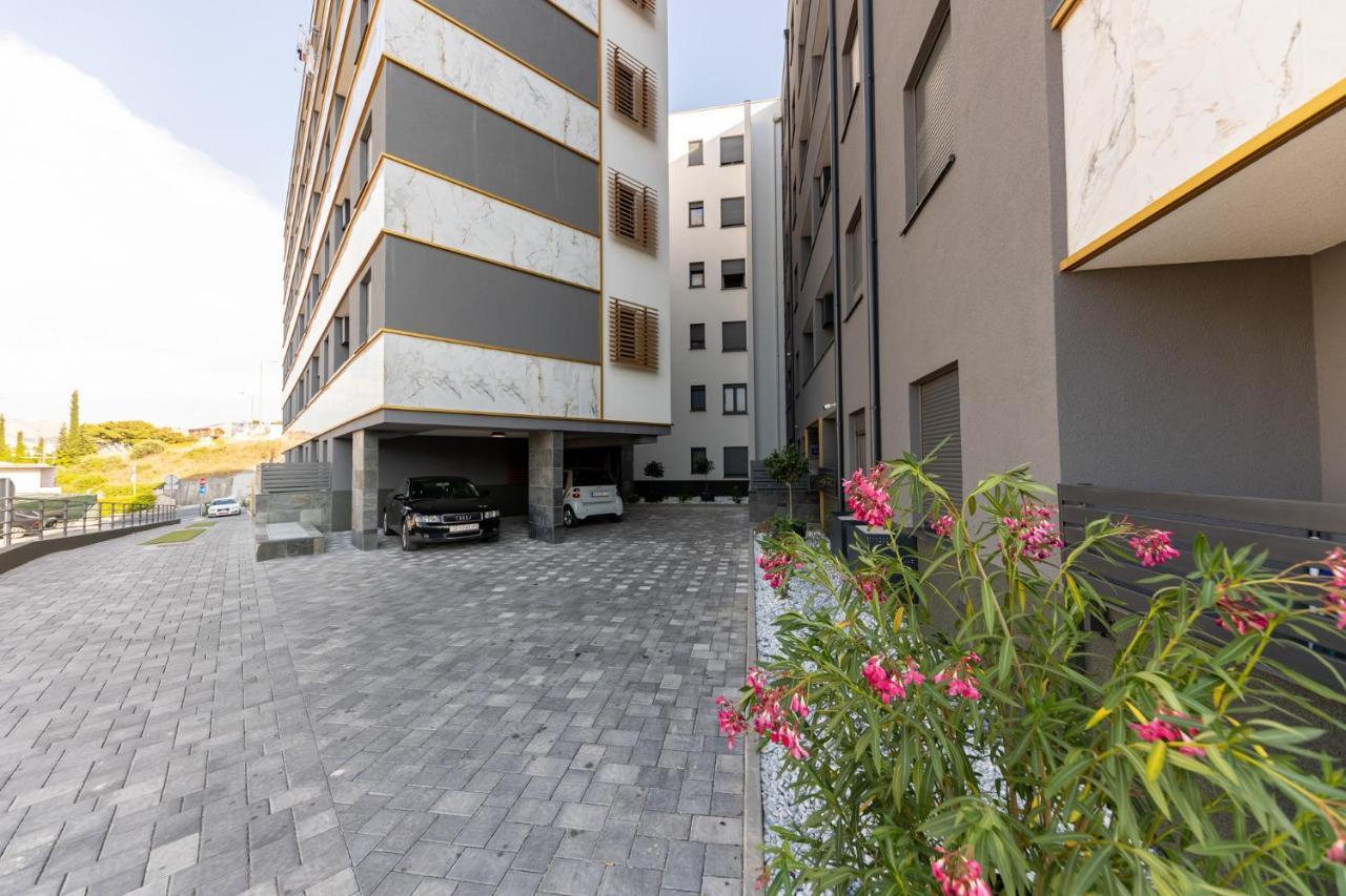 New Studio For 2, Free Private Garage Spot, Wi-Fi, 200 M From Mall Of 스플리트 외부 사진